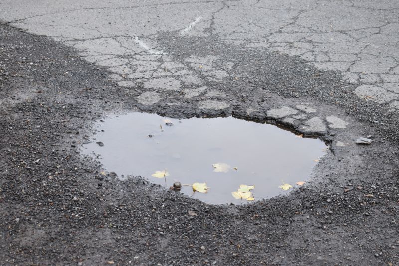 Local Commercial Pothole Repair in Tavares, FL