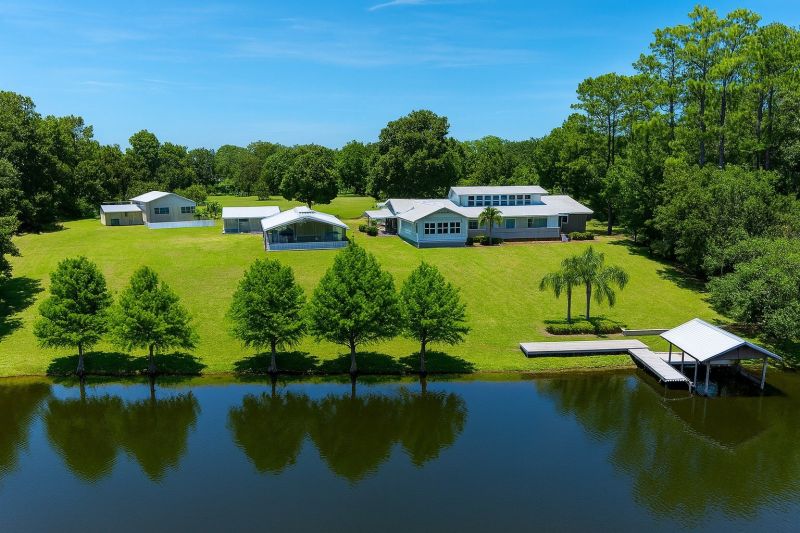 Local Parking Lot Blacktopping in Lady Lake, FL