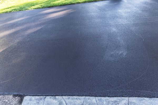 Blacktop Driveway Repair Service